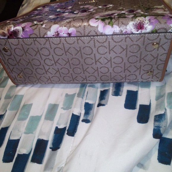 CK purse - Picture 2 of 2